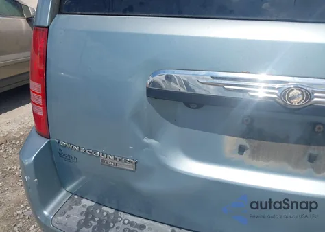 2008 Chrysler Town & Country Touring из США, поврежденный, VIN 2A8HR54P58R843425